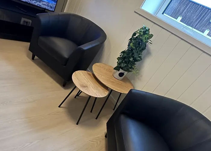 Sentral Med 3 Soverom Og Kjokken - Mare Apartamento
