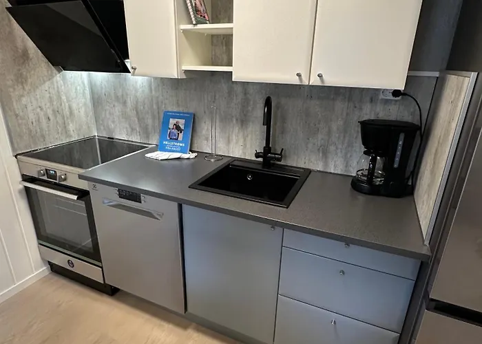 Sentral Med 3 Soverom Og Kjokken - Mare * Tromsø